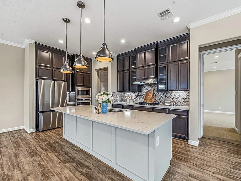 9908 Prairie House Ln — Photo 7