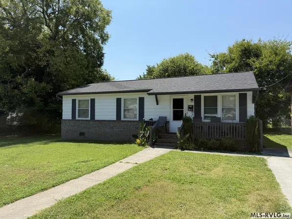 204 Ruffin St, Emporia, VA 23847