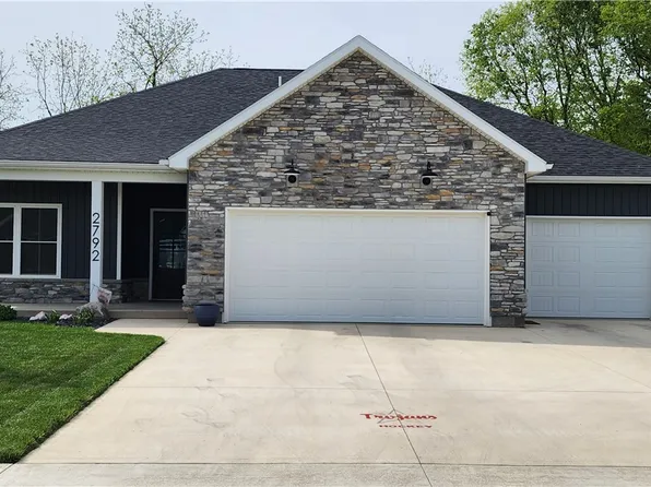 2792 Executive Dr, Troy, OH 45373