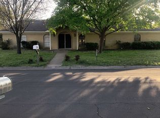 133 Oklahoma Ave, Hewitt, TX 76643