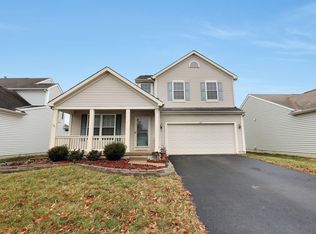 817 Bent Oak Dr, Blacklick, OH 43004