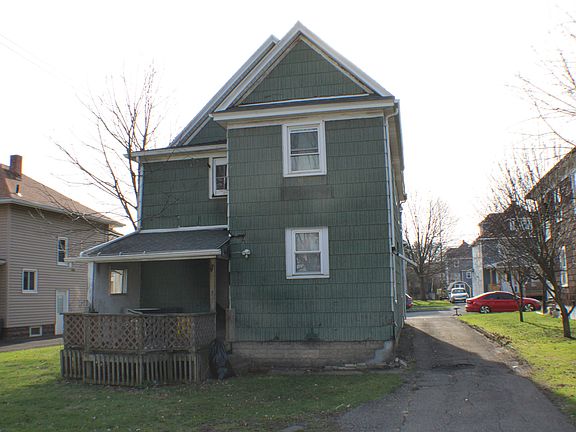 3rd image of 26 Louisa St #1