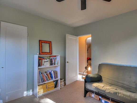2nd image of 228 Laguayra Dr NE