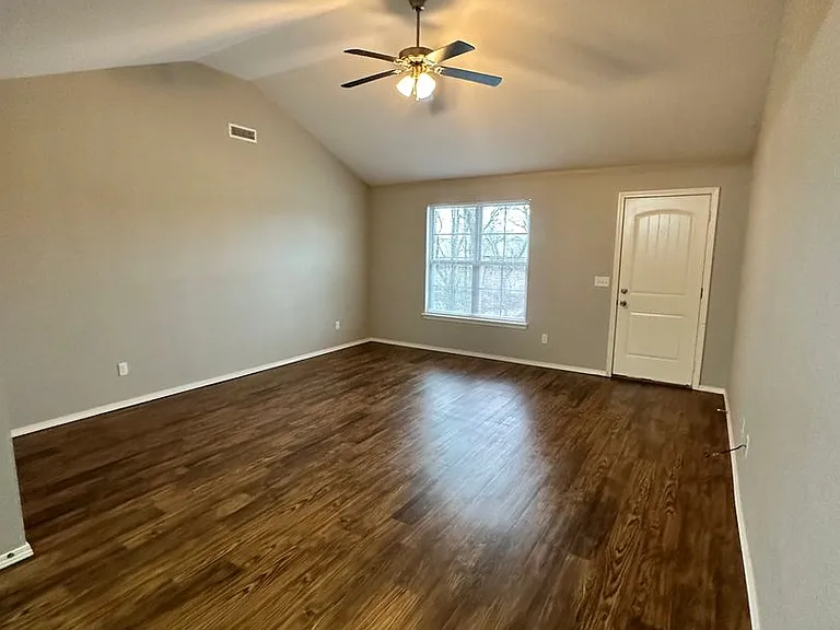 2900 SW Amberwood Ave #2 — Photo 7