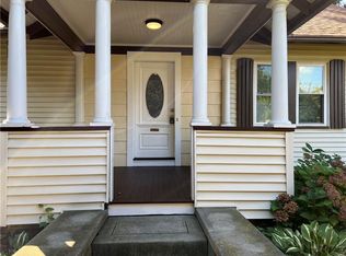 51 Alger Ave, Warwick, RI 02818