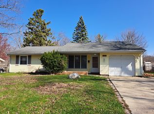 1736 W Weathersfield Way, Schaumburg, IL 60193