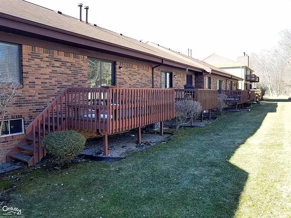 2nd image of 38604 Harrison Creek Ct
