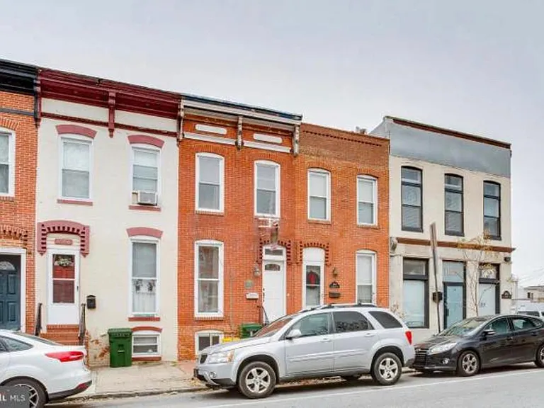 1604 S Hanover St — Photo 1