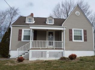 1057 Macgill St, Pulaski, VA 24301