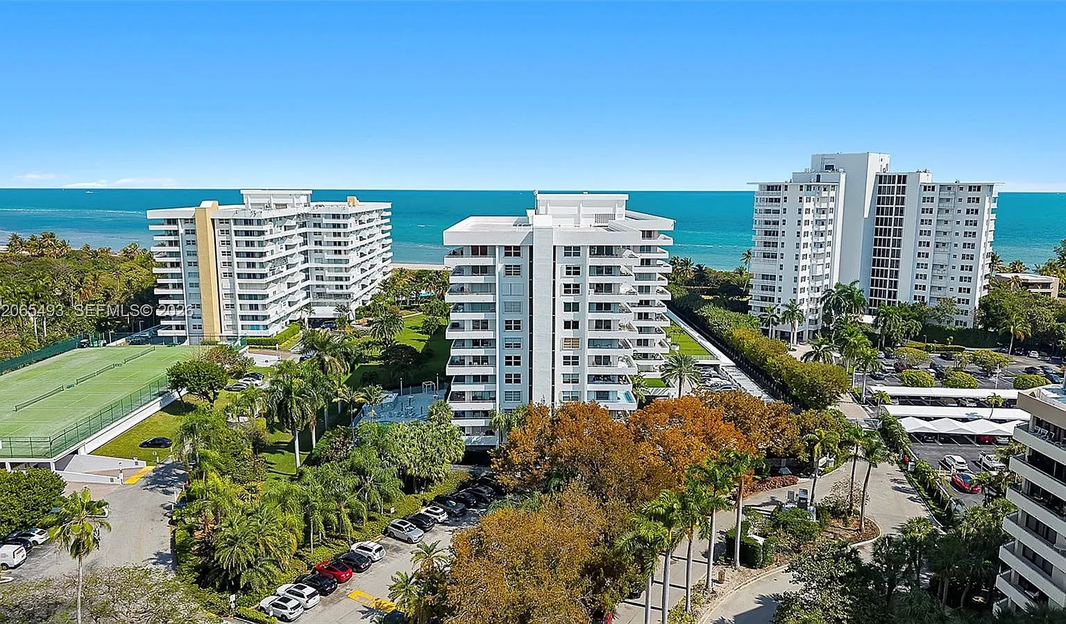 Key Biscayne Commodore Cl — Photo 3