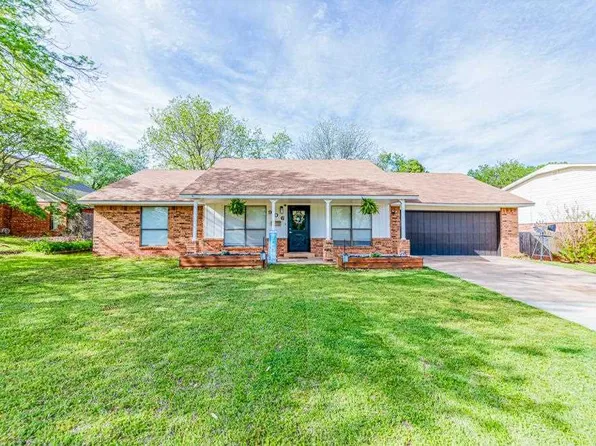 906 N Dryden Cir, Stillwater, OK 74075