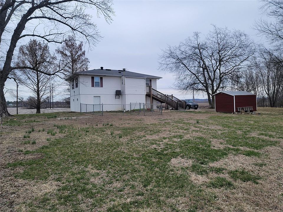 9352 N State Route 94, West Alton, MO 63386 Zillow