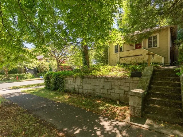 1194 E 18th Ave, Vancouver, BC V5V 1H2