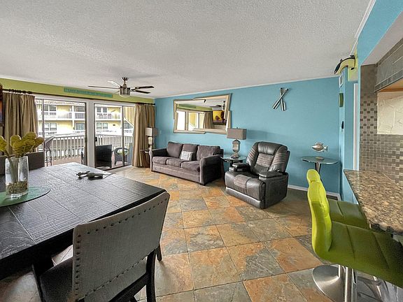 3rd image of 775 Gulf Shore Dr Unit 1047