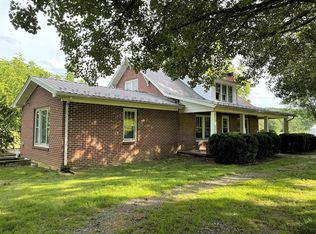 555 Forest Oak Rd, Woodlawn, VA 24381