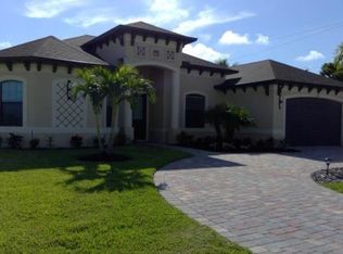904 SE 33rd Ter, Cape Coral, FL 33904