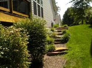 1817 Hawk Pointe Dr, Festus, MO 63028