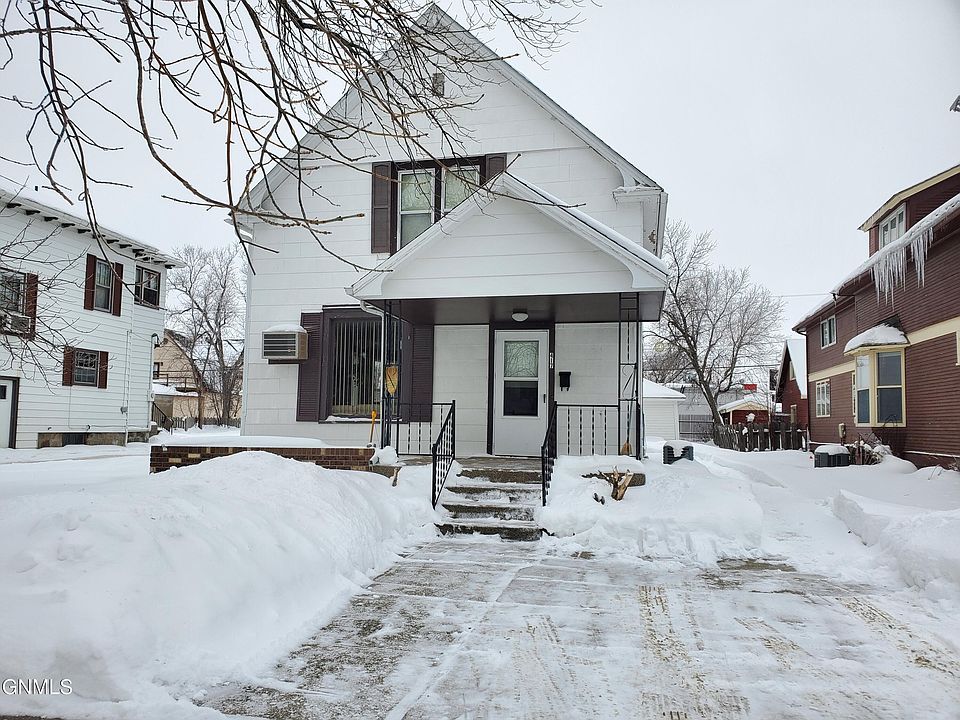 1st image of 417 2nd Ave NE