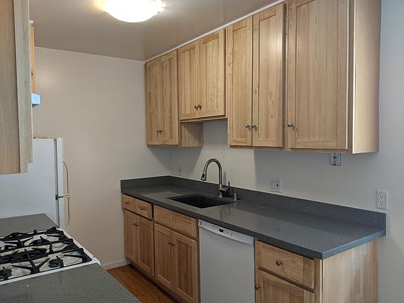 2nd image of 3512 26th St #2