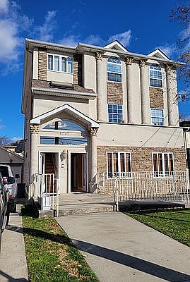 1st image of 4247 Richmond Ave Ste 2