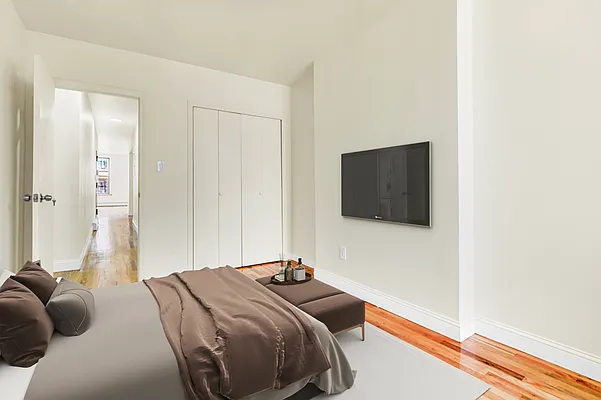 Rented by R New York | media 5