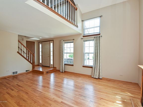 2nd image of 17038 Circle Dr W #1703