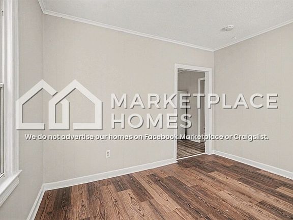 4th image of 19221 Melvin St