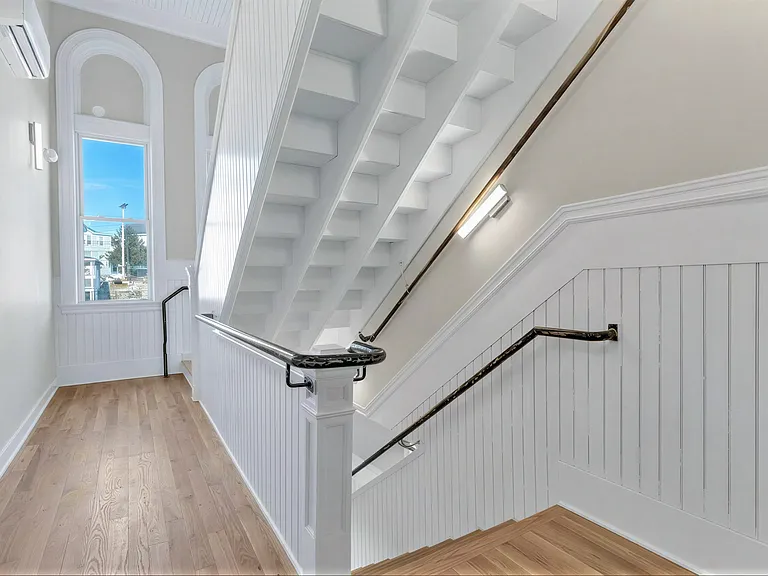 72 Kendrick Ave #101 — Photo 11
