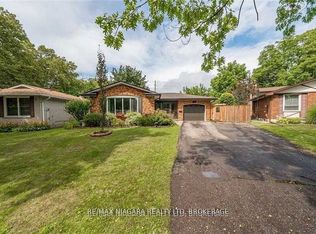 7253 Thornhill Cres, Niagara Falls, ON L2E 5W5