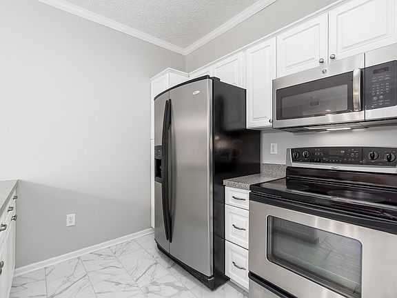 5th image of 5962 Hickory Brook Way