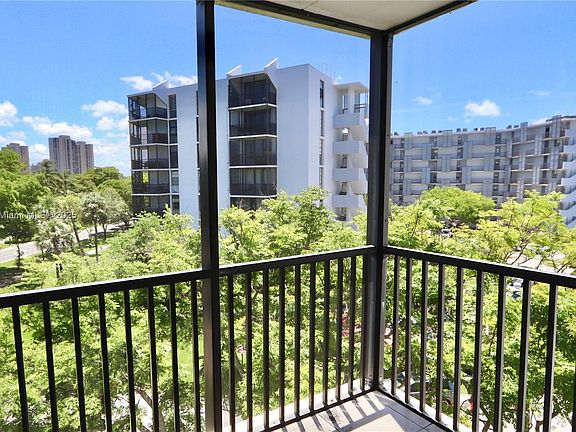 3rd image of 3475 N Country Club Dr APT 501