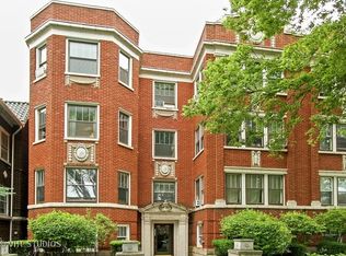 121 Washington Blvd APT 3, Oak Park, IL 60302