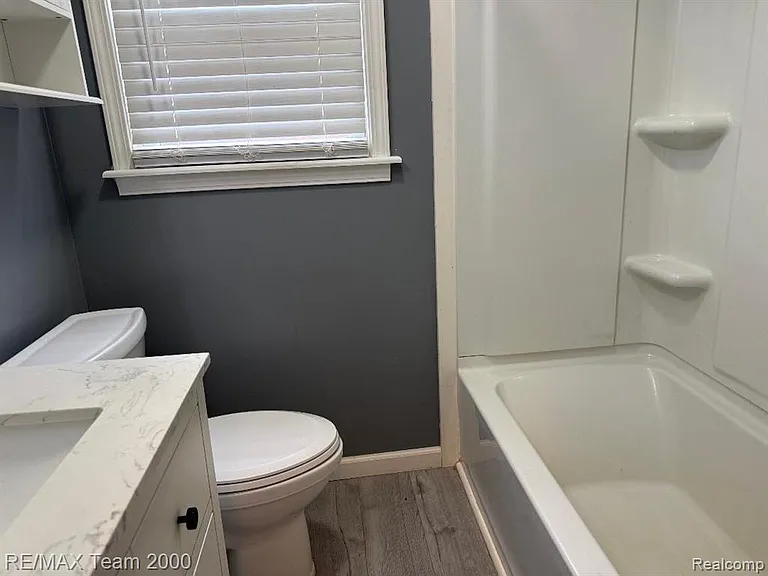 25086 Annapolis St — Photo 5