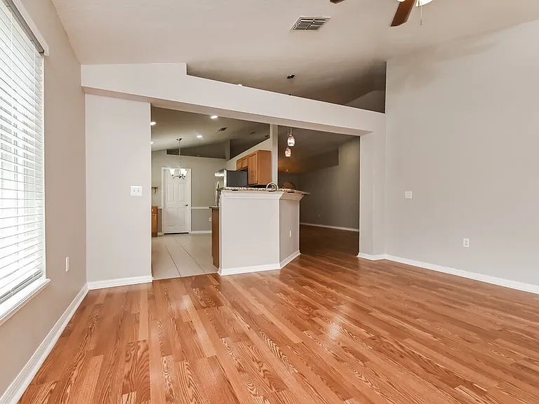1309 Alhambra Crest Dr — Photo 3