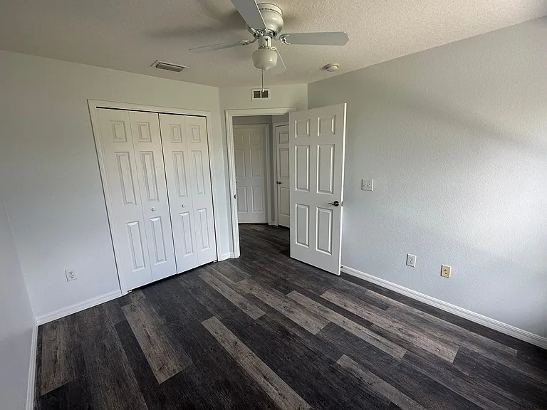 6010 Skylarkcrest Dr — Photo 9