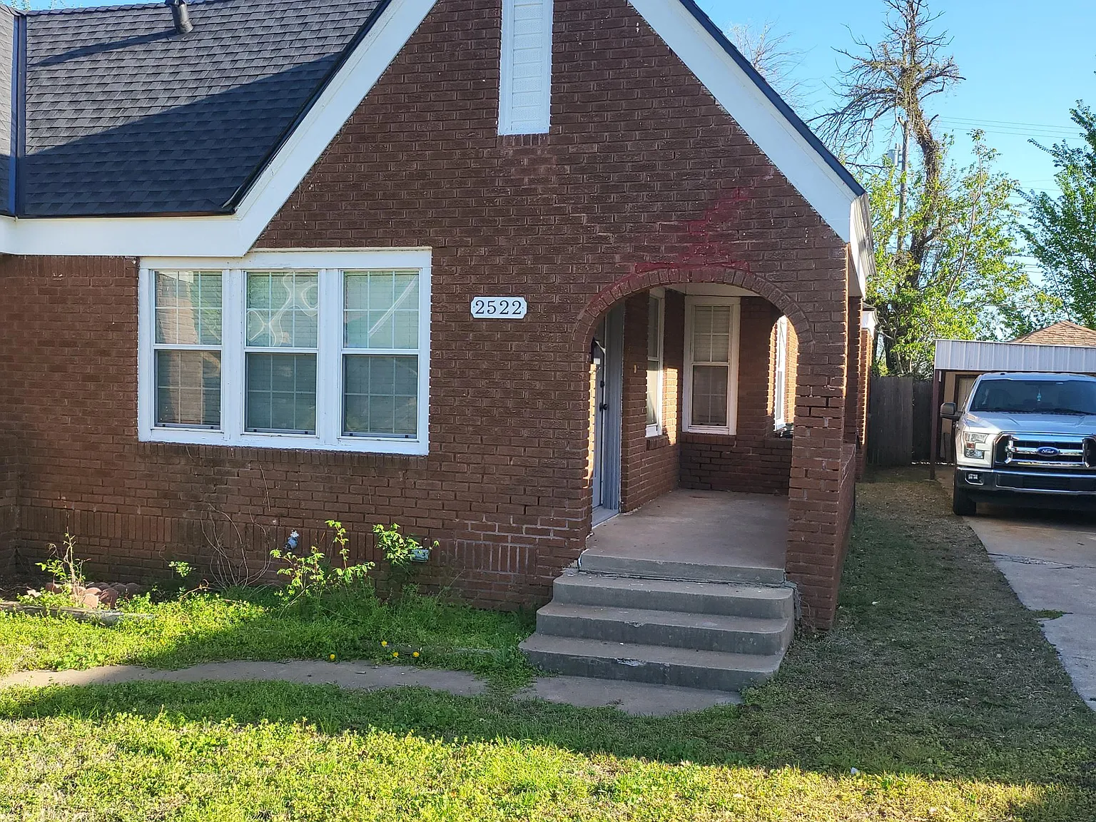 1 bed, 911 sqft, $900 — Photo 2