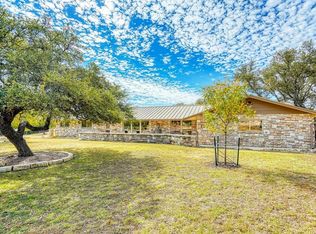 27 Pleasant View Dr, Kerrville, TX 78028