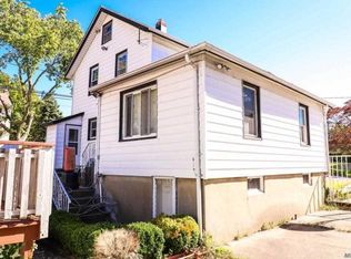 70 Chaffee Ave, Albertson, NY 11507