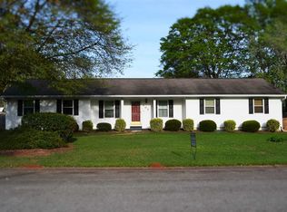 107 Pinewood Ct, Perry, GA 31069