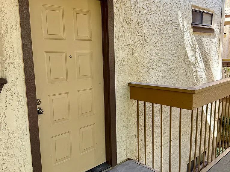 1422 S Villa Way — Photo 9