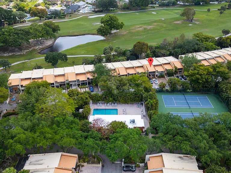 720 E Coco Plum Cir #5 — Photo 43