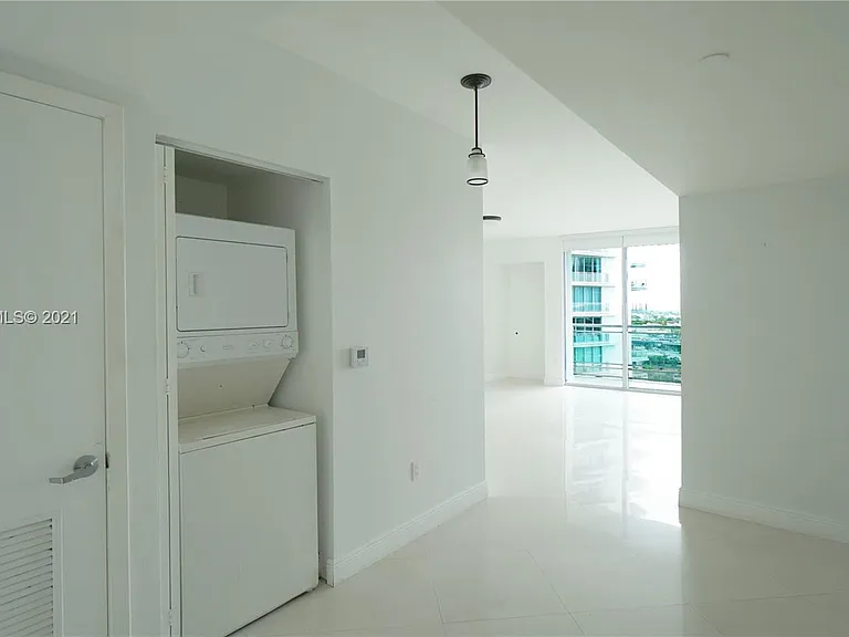 350 S Miami Ave #1301 — Photo 4