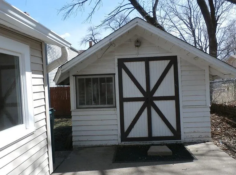 Shed