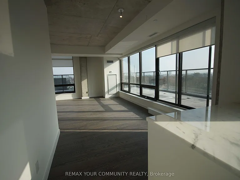 246 Logan Ave #723 — Photo 5