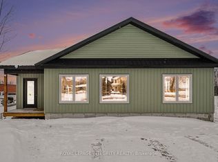 11457 Cameron Rd, North Dundas, ON K0E1S0