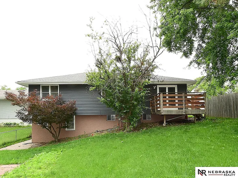 4720 S 56th St — Photo 3