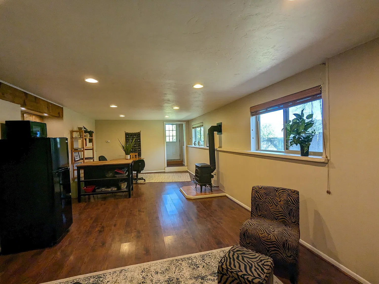 1 bed, 800 sqft, $1,800 — Photo 3