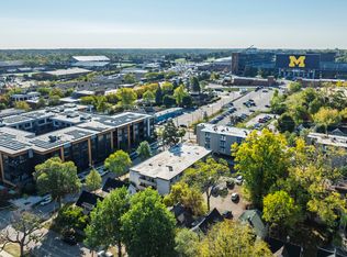 912 Brown St APT 101, Ann Arbor, MI 48104