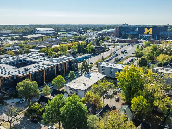 912 Brown St, Ann Arbor, MI