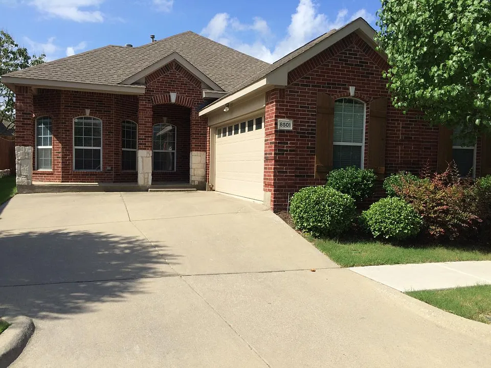 8501 Elk Mountain Trl
